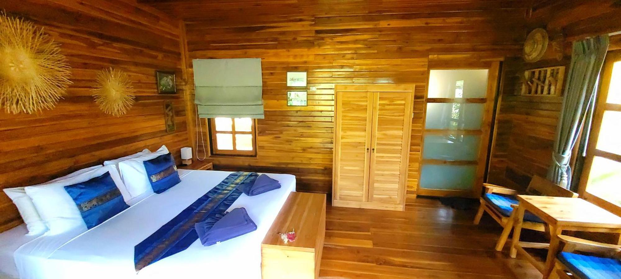 Samui Blue Bird Bed & Breakfast Mae Nam Room photo