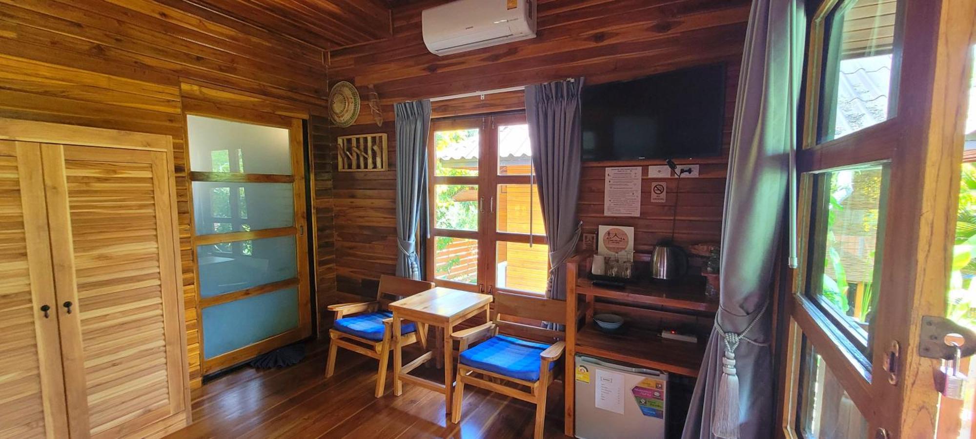 Samui Blue Bird Bed & Breakfast Mae Nam Room photo
