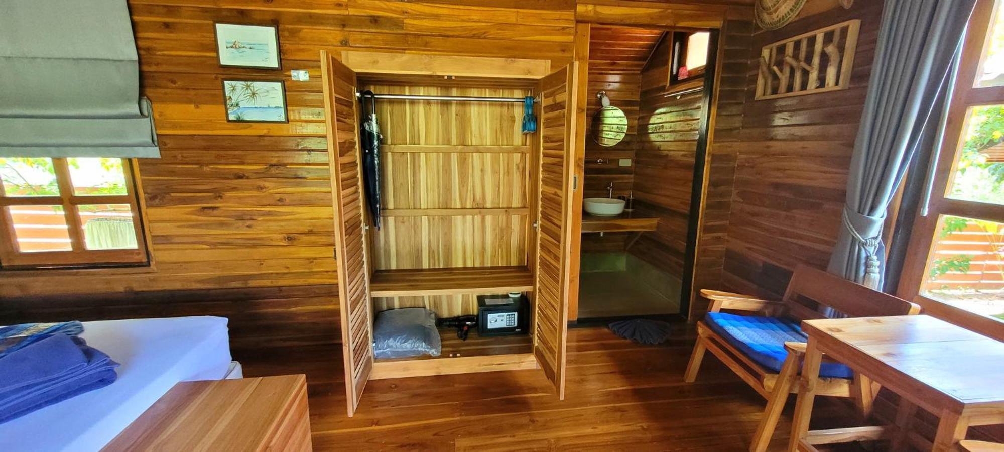 Samui Blue Bird Bed & Breakfast Mae Nam Room photo